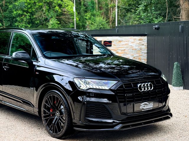 Image for 2021 Audi Q7 2021 (212) Audi Q7 S-Line 3.0 TFSI e V6 Quattro 381BHP