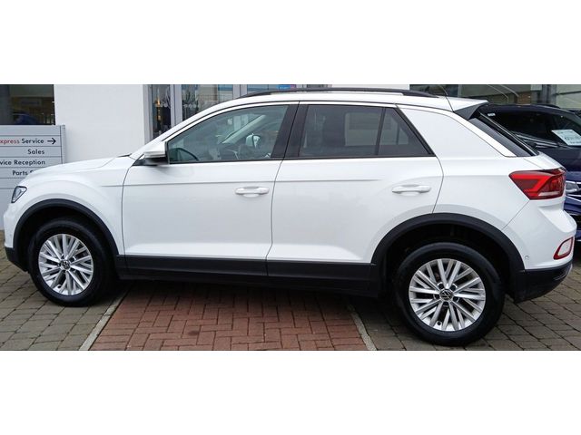 Image for 2024 Volkswagen T-Roc Life 2.0 TDI 116HP **REARVIEW CAMERA, HEATED FRONT SEATS, FINANCE AVAILABLE**