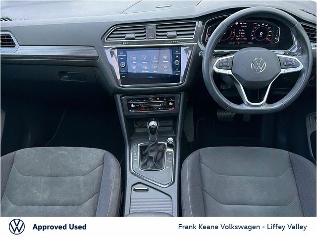 Image for 2024 Volkswagen Tiguan Allspace ELEGANCE AUTO 2.0TDI DSG 150HP *SILVER METALLIC* *7-SEATER* *SUNROOF* *20 KAPSTADT ALLOYS* *ELECTRIC TAILGATE* *REAR VIEW CAMERA* *HEATED SEATS* *PCP AVAILABLE FROM €359PM*