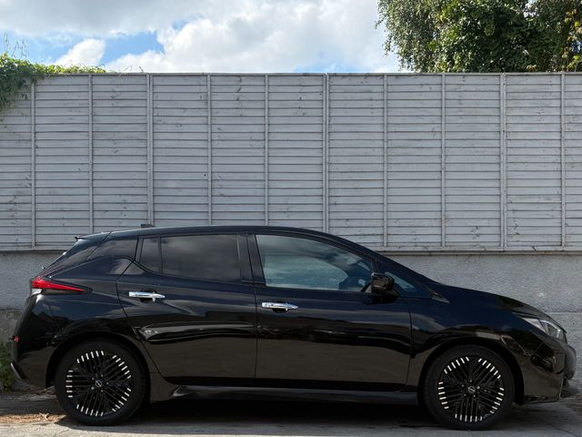 Image for 2024 Nissan Leaf N-CONNECTA / APPLE & ANDROID AUTO / NAV / RADAR CRUISE / HALF-LEATHER / PARK SENSORS / 12 MONTH WARRANTY / ONE OWNER / *FINANCE PACKAGES AVAILABLE*