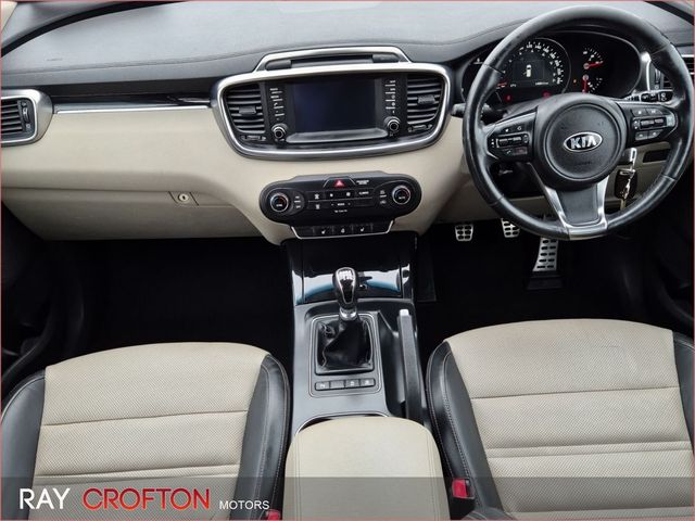 Image for 2017 Kia Sorento Platinum 2WD