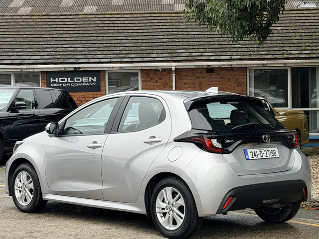 Image for 2024 Toyota Yaris Hybrid 1.5 Luna