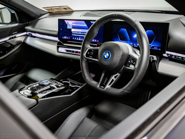 Image for 2026 BMW 5 Series 530E M-Sport Pro Touring PHEV 295HP