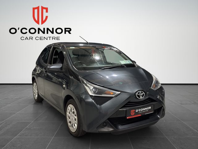Image for 2021 Toyota Aygo "Small in size, big on personality — your ideal city companion"