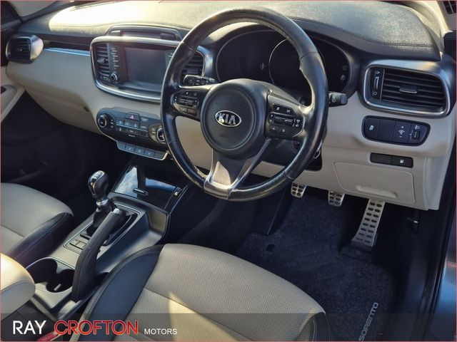 Image for 2017 Kia Sorento Platinum 2WD