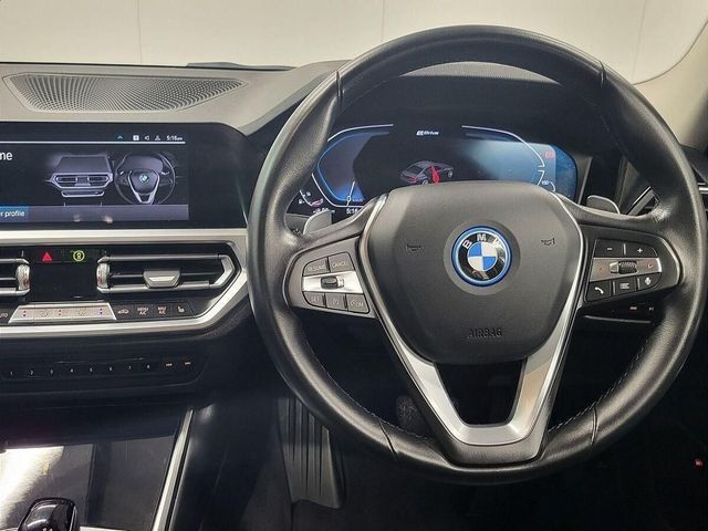 Image for 2022 BMW 3 Series 330e Sport Pro Saloon