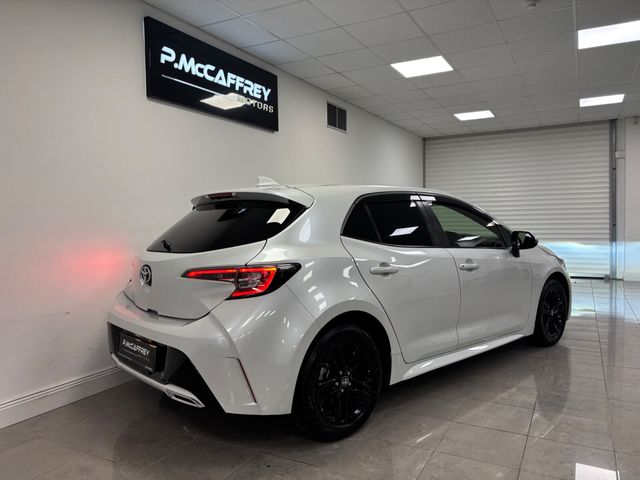 Image for 2021 Toyota Corolla 1.8 Hybrid Luna Sport Hatchback