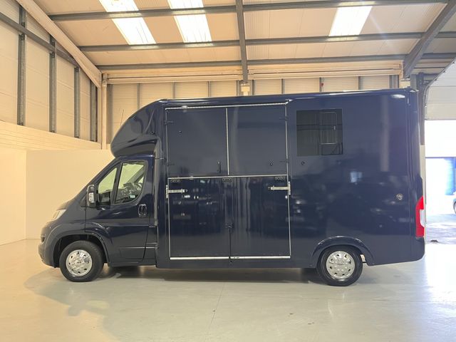 Image for 2019 Fiat Ducato New build stallion box 