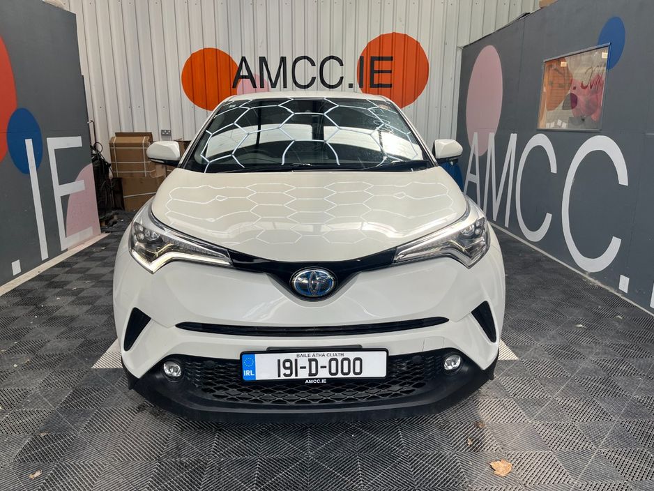 Image for 2019 Toyota C-HR 2019 TOYOTA C-HR S LED PACKAGE1.8 AUTOMATIC / CRUISE CONTROL / REVERSE CAMERA AND MORE