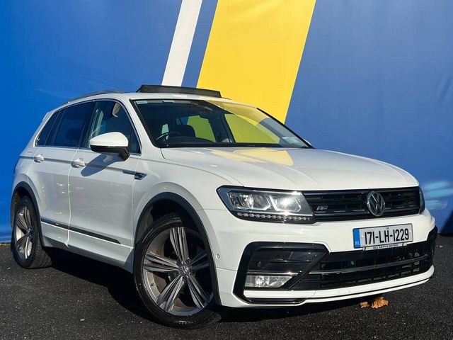Image for 2017 Volkswagen Tiguan R-LINE 2.0 TDI // TILT & SLIDE PAN ROOF // FULL SERVICE HISTORY // 19" R-LINE ALLOYS