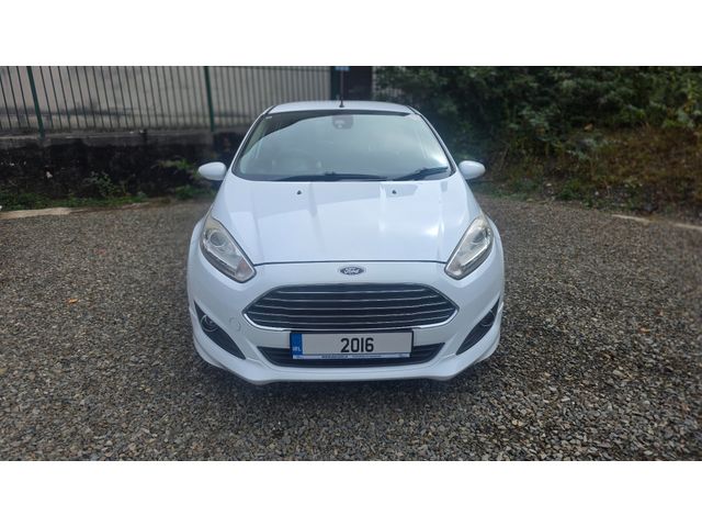 Image for 2016 Ford Fiesta Automatic 