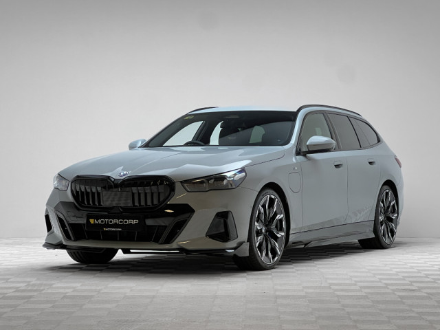 Image for 2025 BMW 5 Series 530E TOURING M SPORT