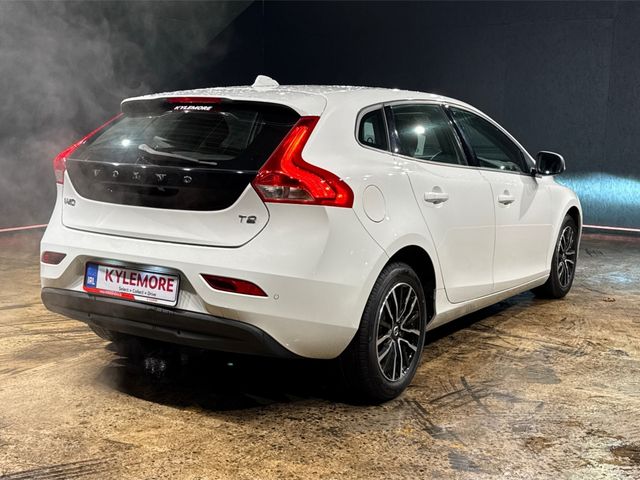 Image for 2019 Volvo V40 T2 KENETIC - FACTORY ALLOYS - REVERSE CAMERA/PARKING RADAR