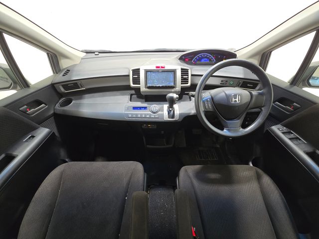 Image for 2016 Honda Freed 7 SEATER 1.5 G Auto, Reversing camera