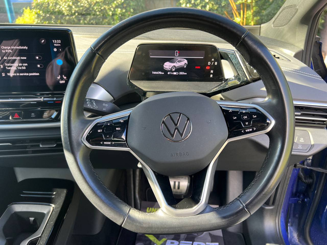 Image for 2023 Volkswagen ID.4 PRO 77KWH // DIAMOND CUT ALLOYS // APPLE CARPLAY/ANDROID AUTO // LEATHER/ALCANTARA HEATED SEATS