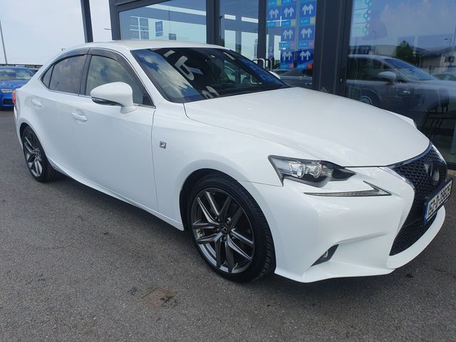 Image for 2015 Lexus IS 300h F-SPORT 2.5 HYBRID