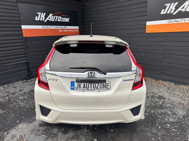 Image for 2016 Honda Fit 1.5 HYBRID AUTO