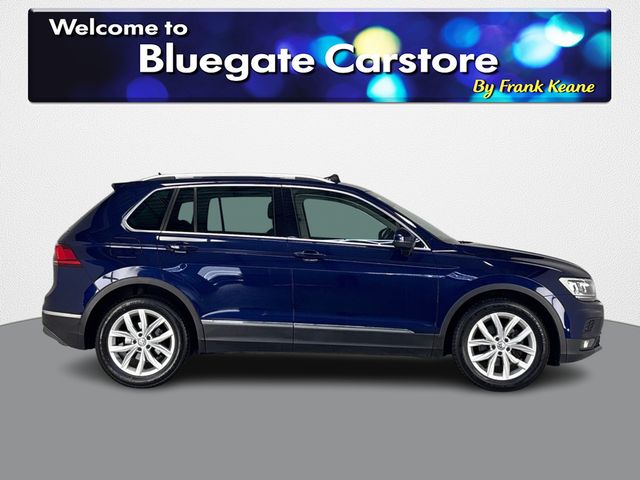 Image for 2020 Volkswagen Tiguan HIGHLINE 1.5 TSI 150HP**PANORAMIC SUNROOF**TOUCH SCREEN MEDIA DISPLAY**REVERSE CAMERA**PARKING SENSORS**KEYLESS START**FRONT HEATED SEATS**APPLE CARPLAY/ANDROID AUTO**FINANCE ARRANGED**