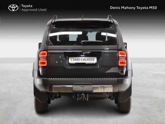 Image for 2025 Toyota Landcruiser Platinum