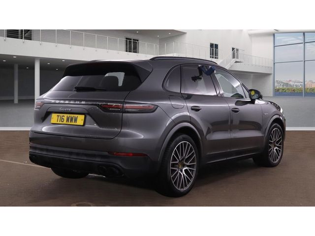 Image for 2021 Porsche Cayenne 3.0 V6 E-HYBRID AUTO