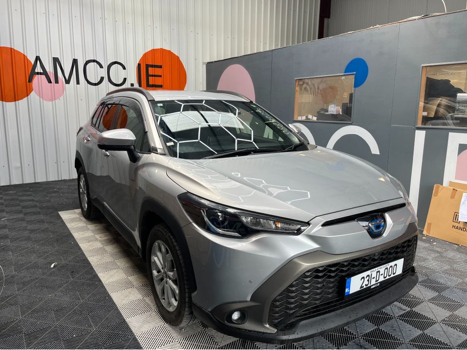 Image for 2023 Toyota Corolla Cross 2023 TOYOTA COROLLA CROSS HYBRID S 1.8 AUTOMATIC / CRUISE CONTROL / REVERSE CAMERA AND MORE