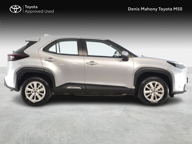 Image for 2025 Toyota Yaris Cross Hybrid Luna Auto