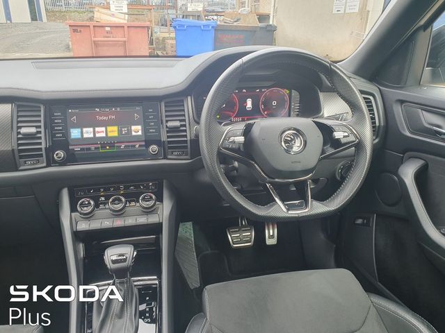 Image for 2024 Skoda Kodiaq Sportline 2.0TDi 150 DSG - Tiny Mileage