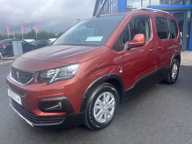 Image for 2019 Peugeot Rifter Wheelchair Access