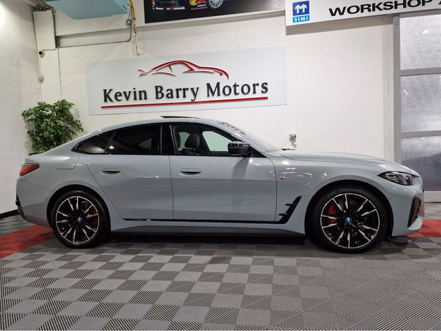 Image for 2023 BMW i4 M50 (SUNROOF) 540BHP AUTOMATIC **ONE OWNER / APPLE CARPLAY / ELECTRIC BOOTLID / HARMAN KARDON SOUND / HEADS UP DISPLAY / SAT NAV / REVERSE CAMERA / WIRELESS PHONE CHARGING / BMW WARRANTY 04/2026**