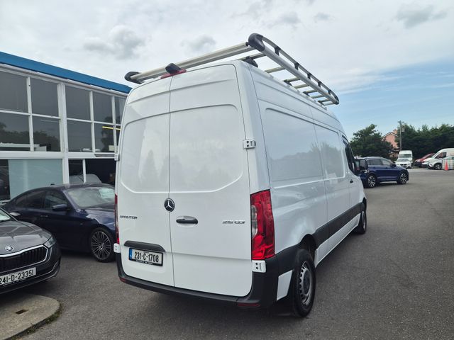 Image for 2023 Mercedes-Benz Sprinter 215/39 H/roof FWD 6DR