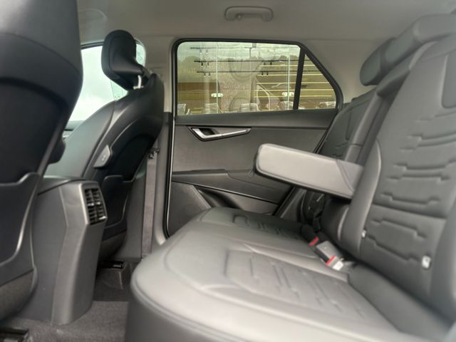 Image for 2026 Kia Niro HEV 