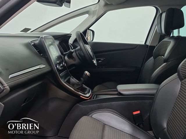 Image for 2020 Renault Grand Scenic 1.75 Blue dCi 120 EDC Signature