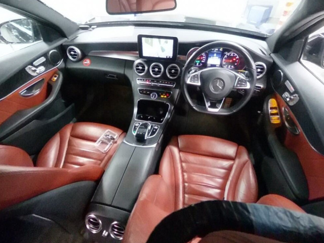 Image for 2016 Mercedes-Benz C Class 2.0 Estate Petrol Auto Leather Interior