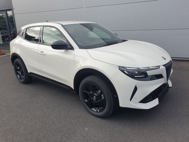 Image for 2025 Alfa Romeo Junior "Ibrida" Hybrid Model with Tech Pack and Premium Pack