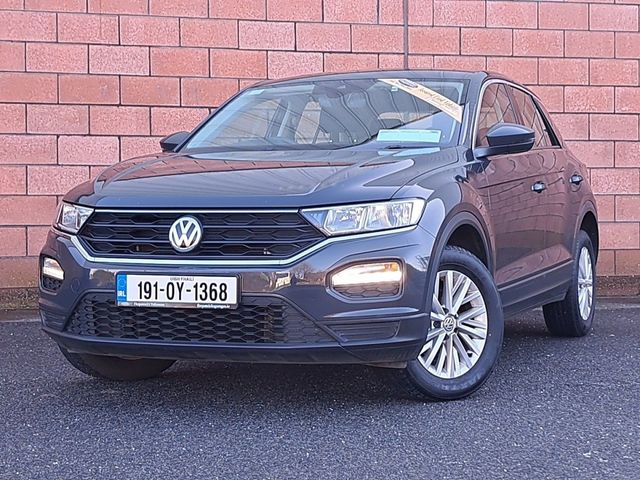 Image for 2019 Volkswagen T-Roc SE Model 1.6 Diesel 115 BHP with reversing Camera, Sat Nav.