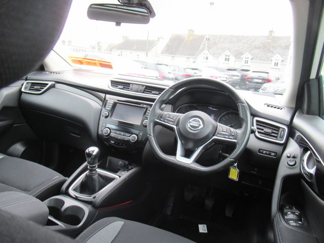 Image for 2019 Nissan Qashqai 1.2 SV 18 4DR