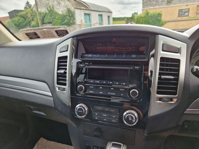 Image for 2017 Mitsubishi Shogun 2 SEATER