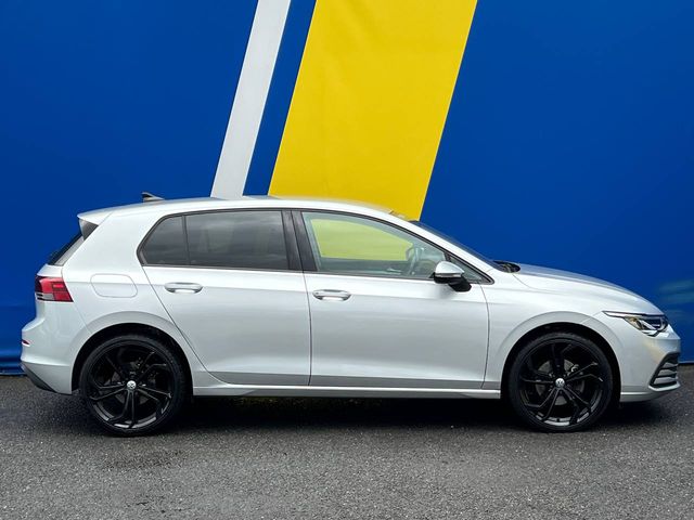 Image for 2021 Volkswagen Golf LIFE 1.0 TSI MHEV // 19" R-LINE ALLOYS // MULTIMEDIA DISPLAY // APPLE CARPLAY/ANDROID AUTO
