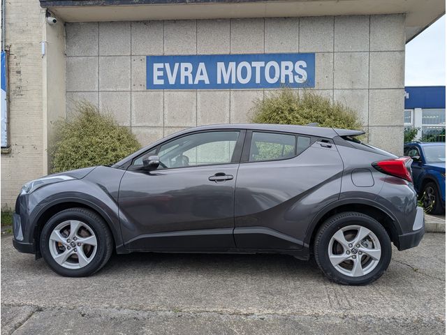 Image for 2016 Toyota C-HR LUNA 1.2 PETROL//REVERSE CAMERA//ADAPTIVE CRUISE CONTROL//