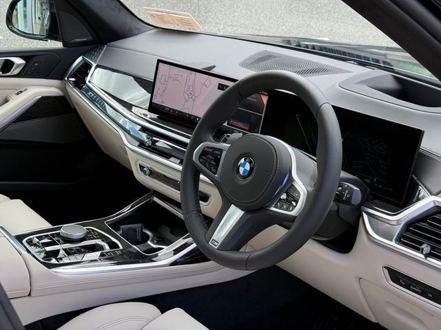 Image for 2026 BMW X7 xDrive40d M Sport Pro