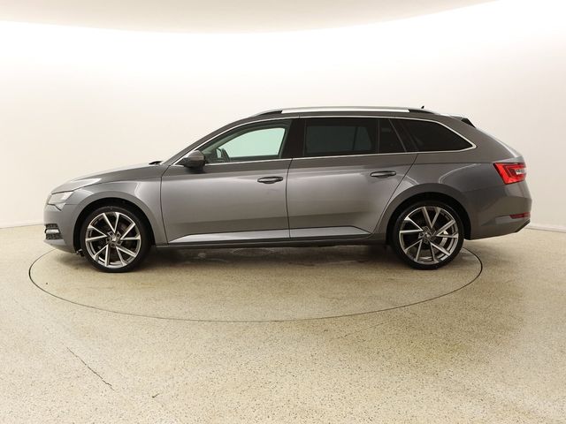 Image for 2022 Skoda Superb 