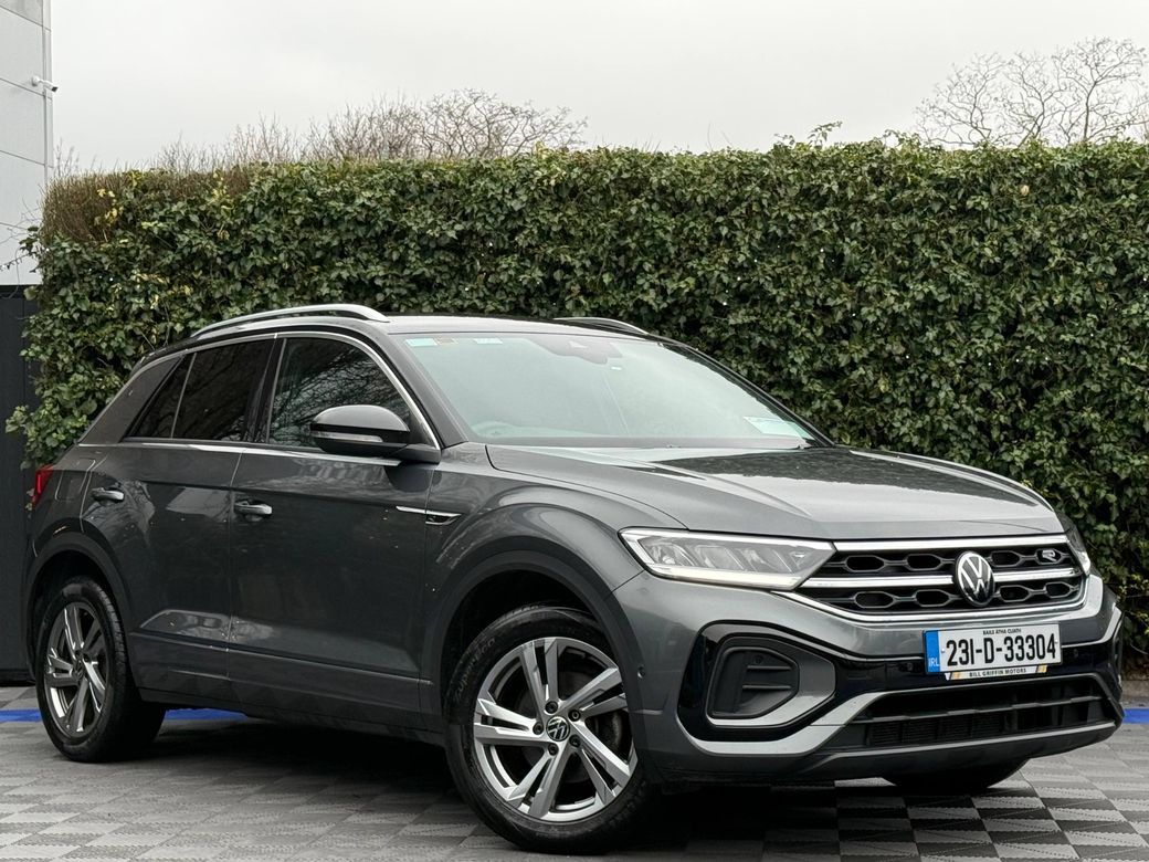 Image for 2023 Volkswagen T-Roc R-LINE 1.0 TSI // APPLE CARPLAY/ANDROID AUTO // DIGITAL CLUSTER // 17" R-LINE ALLOYS