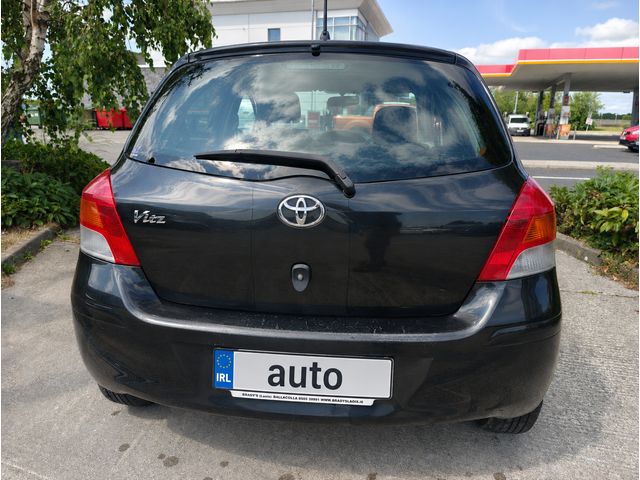 Image for 2009 Toyota Vitz AUTO/HAND CONTROLS