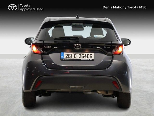 Image for 2026 Toyota Yaris Hev Luna