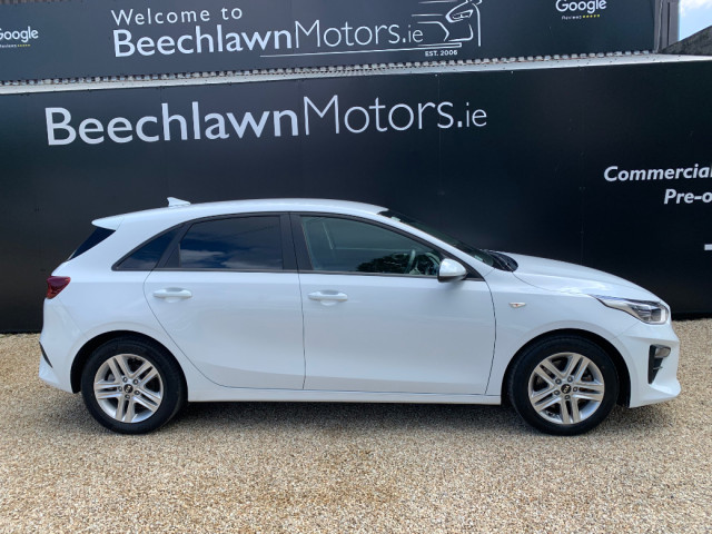 Image for 2021 Kia Ceed 1.6 CRDI K2 2 COMMERCIAL // PRICE EXCL. VAT // FULL KIA HISTORY // VERY LOW MILEAGE // EXCELLENT CONDITION // 09/26 CVRT // APPLE CARPLAY/ANDROID AUTO, REVERSE CAMERA AND CRUISE CONTROL // 