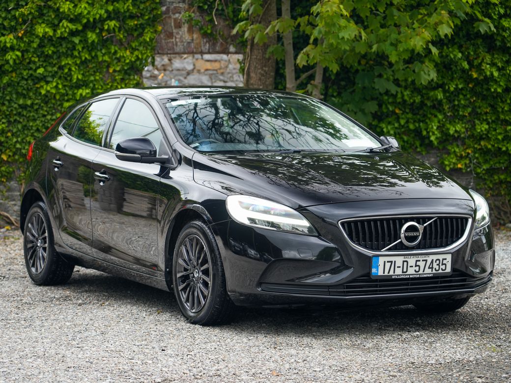Image for 2017 Volvo V40 2.0 Diesel Manual V40 Momentum