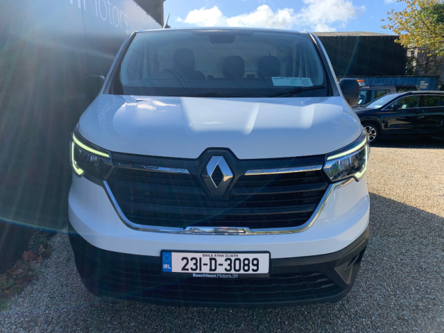 Image for 2023 Renault Trafic 2.0 DCI 130 BHP BUSINESS LWB // PRICE EXCL. VAT // 12/26 CVRT // ONE OWNER // GREAT CONDITION // 