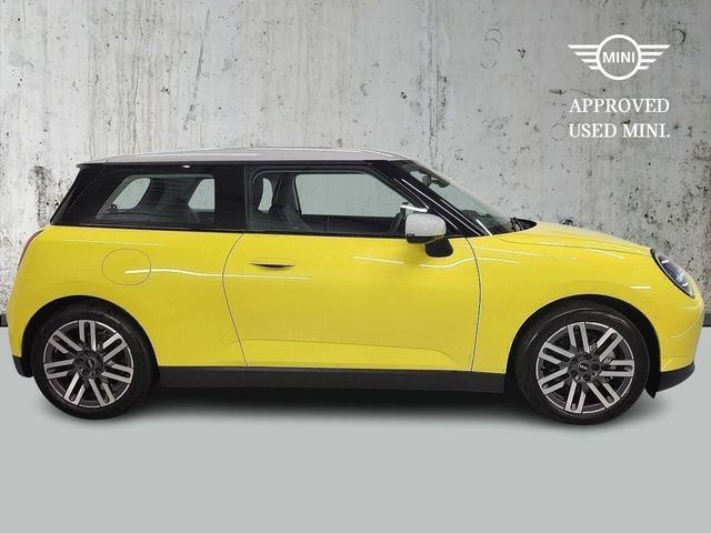 Image for 2024 Mini Cooper Cooper E