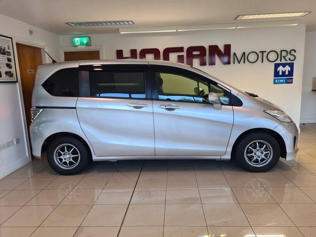 Image for 2016 Honda Freed 6 Seat 5DR Automatic