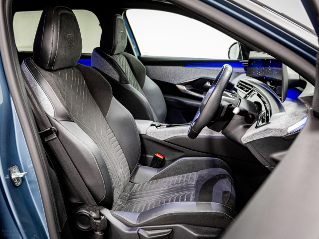 Image for 2025 Peugeot 5008 E-GT 73kWh 210PS - 7 Seats